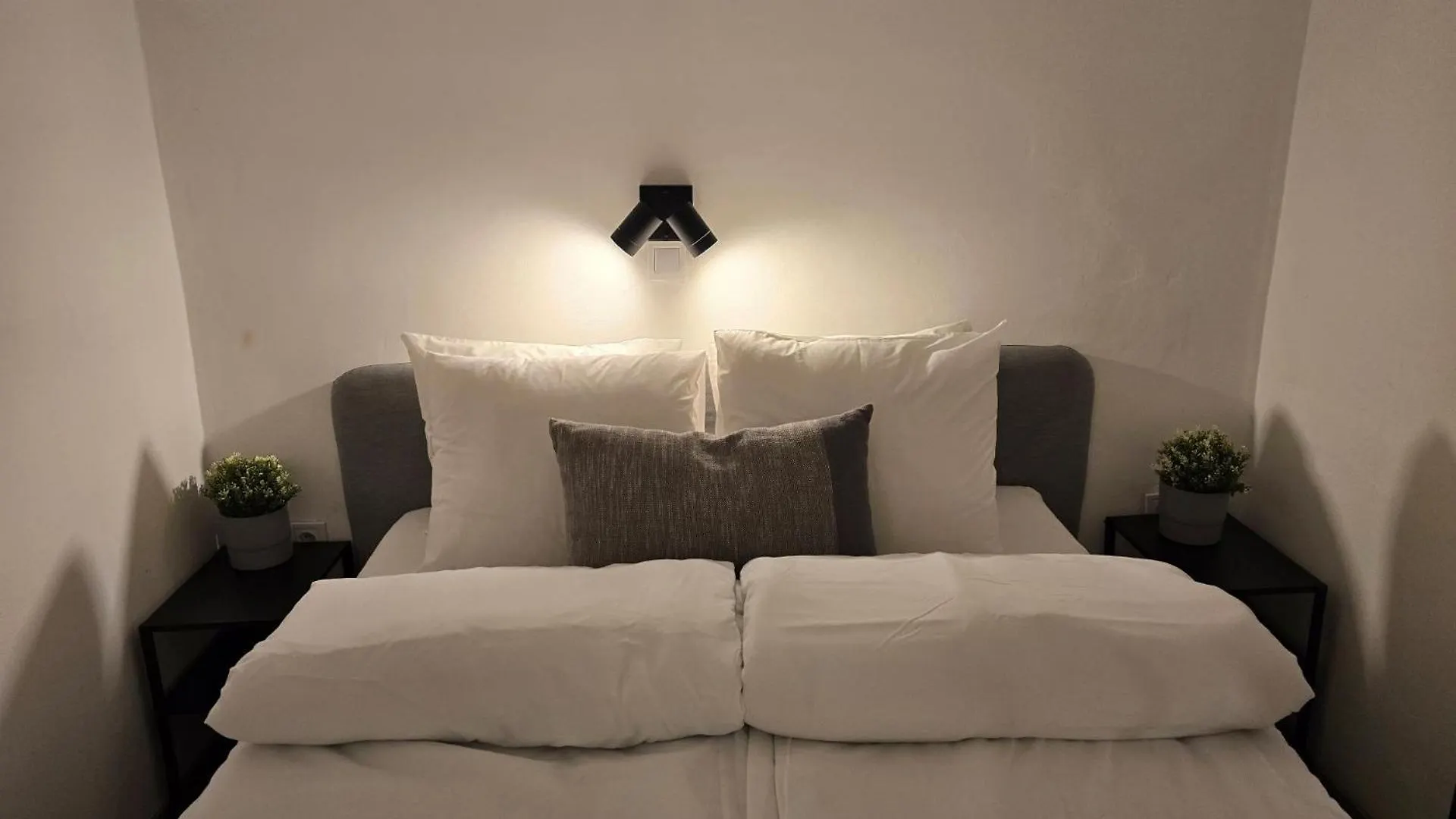 J67 City Nest Budapest - Studio Apt In The Center ハンガリー